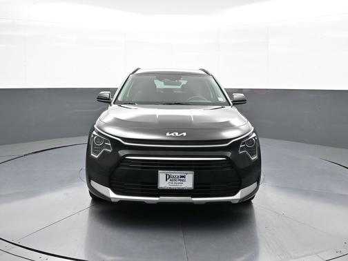2024 Kia Niro LX