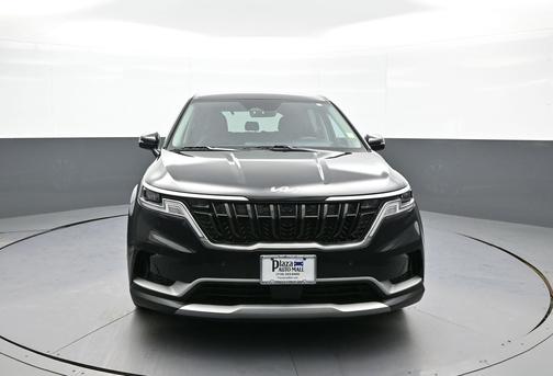 2023 Kia Carnival EX