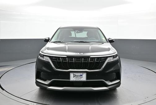 2023 Kia Carnival EX