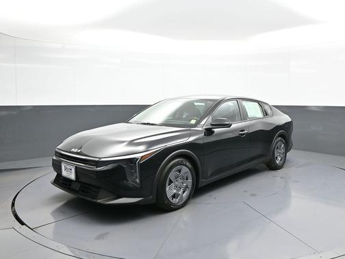 Aurora Black 2025 Kia K4 LX