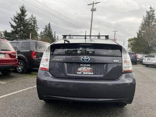 2010 Toyota Prius III