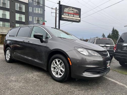 2017 Chrysler Pacifica Touring