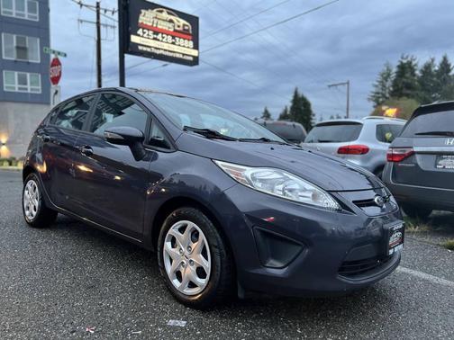 2013 Ford Fiesta SE