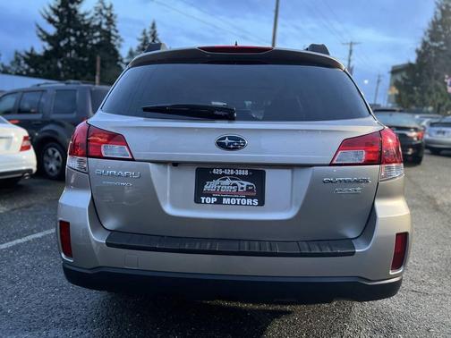 2014 Subaru Outback 2.5i Limited