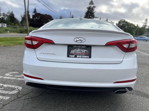 Quartz White Pearl 2015 Hyundai SONATA SE