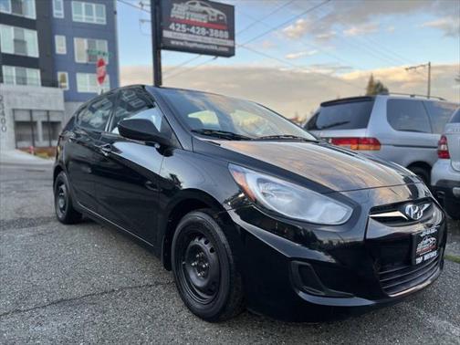 2012 Hyundai Accent GS