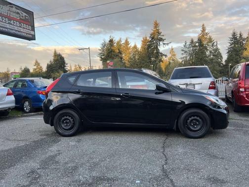 2012 Hyundai Accent GS