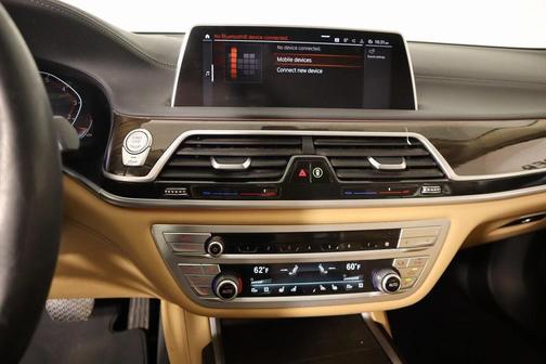 2022 BMW 750 i xDrive