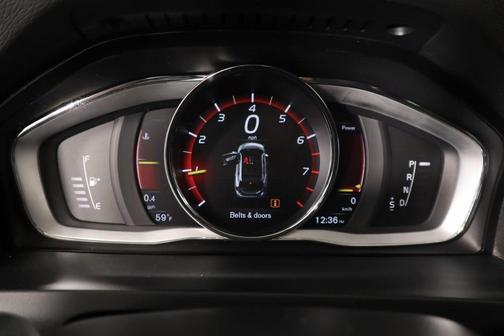 2018 Volvo V60 Cross Country T5