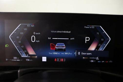 2025 BMW 330 i xDrive