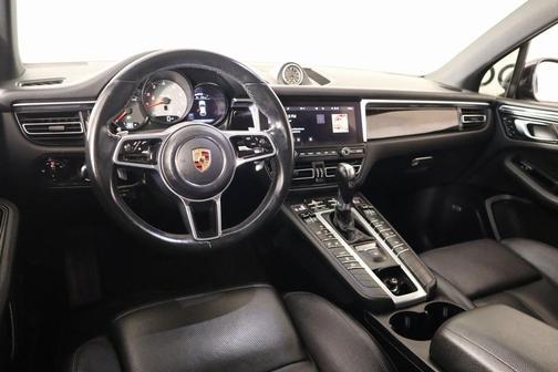 2020 Porsche Macan S