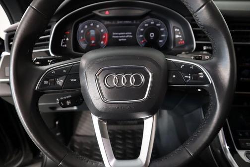 2021 Audi Q7 55 Premium Plus