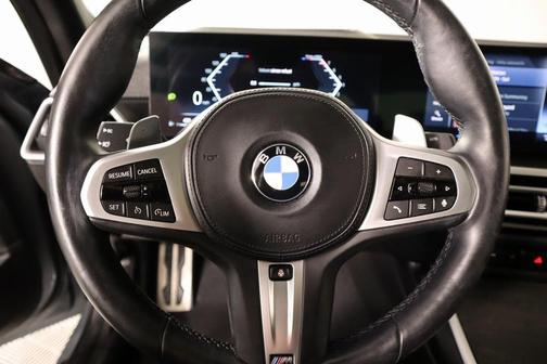 2023 BMW 330 i xDrive