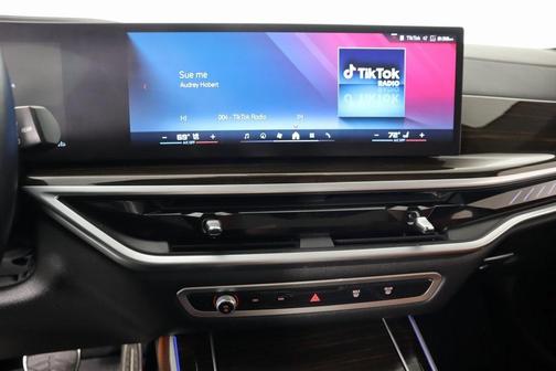 2024 BMW X5 M60i