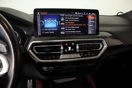 2022 BMW X4 xDrive30i