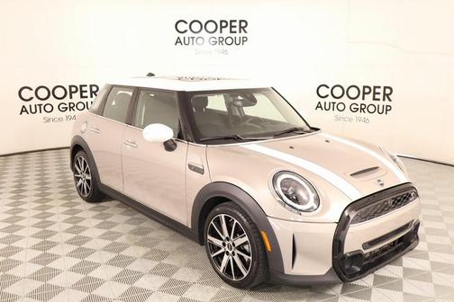 2023 MINI Hardtop Cooper