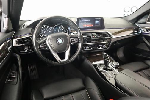 2019 BMW 530e iPerformance