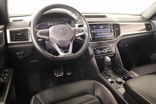 2023 Volkswagen Atlas Cross Sport 3.6L V6 SEL Premium R-Line