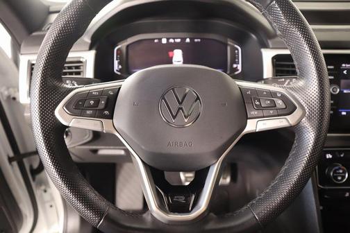 2023 Volkswagen Atlas Cross Sport 3.6L V6 SEL Premium R-Line