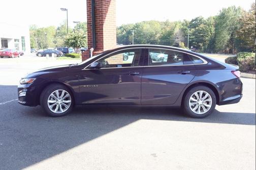 2022 Chevrolet Malibu FWD LT
