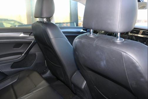 2018 Volkswagen Golf TSI SE