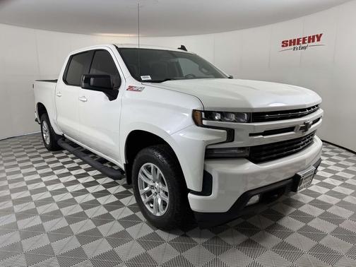 Pearl 2020 Chevrolet Silverado 1500 RST