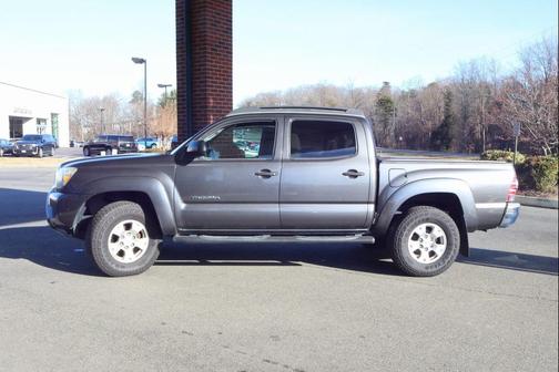 2013 Toyota Tacoma Base