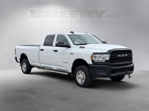 2022 RAM 2500 Tradesman Crew Cab 4x4 8' Box