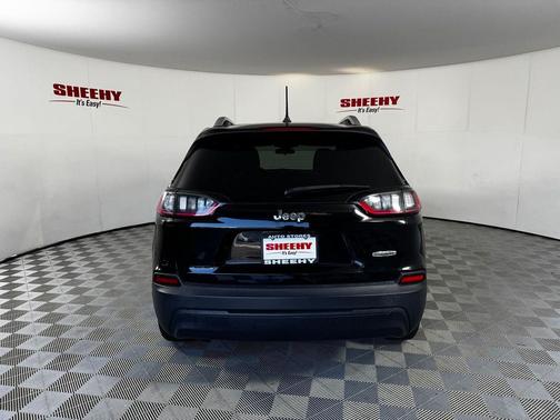 Diamond Black Crystal Pearlcoat 2019 Jeep Cherokee Latitude
