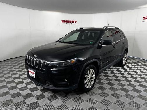 Diamond Black Crystal Pearlcoat 2019 Jeep Cherokee Latitude