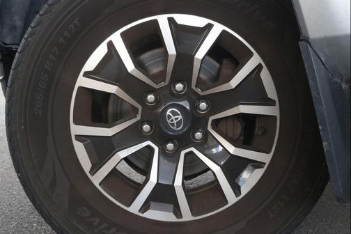 2022 Toyota Tacoma TRD Sport