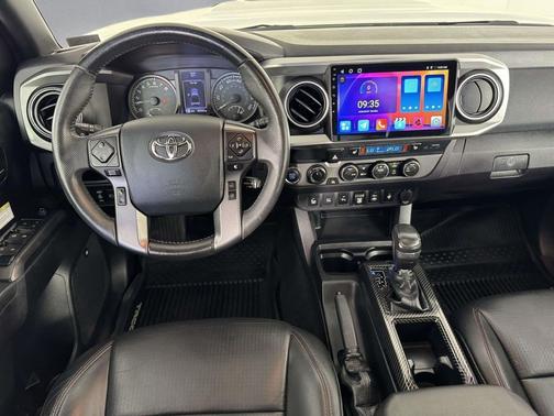 Super White 2019 Toyota Tacoma TRD Pro