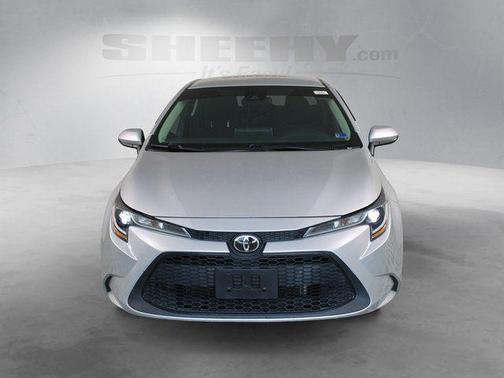 Classic Silver Metallic 2021 Toyota Corolla LE