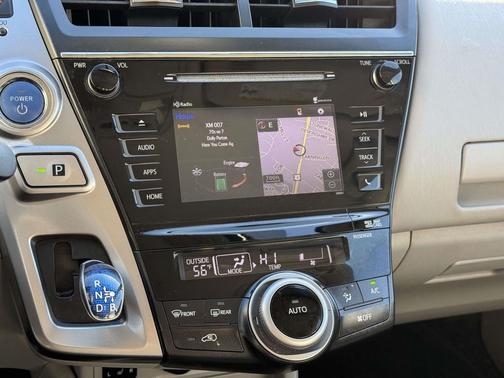 2016 Toyota Prius v Five