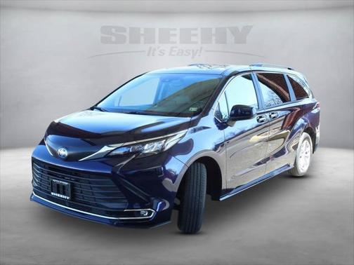 2024 Toyota Sienna XLE 7 Passenger