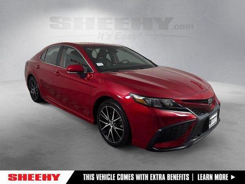 Supersonic Red 2024 Toyota Camry SE