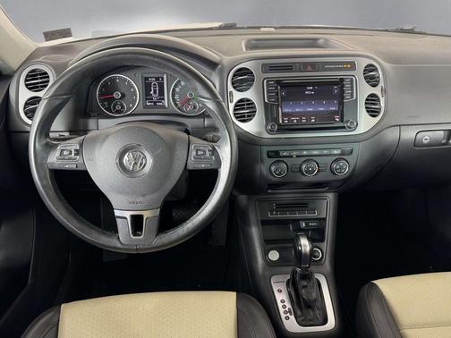 2017 Volkswagen Tiguan 2.0T Wolfsburg Edition