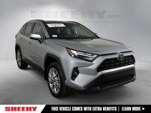 2025 Toyota RAV4 XLE Premium