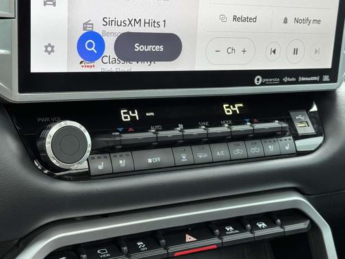 2023 Toyota Tundra Platinum