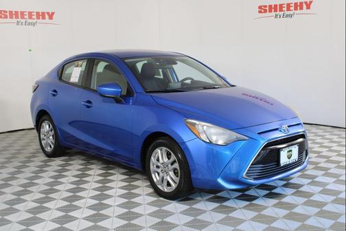 Sapphire 2017 Toyota Yaris iA Base