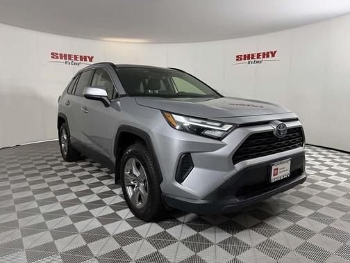 Silver Sky Metallic 2022 Toyota RAV4 Hybrid XLE