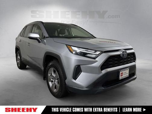 Silver Sky Metallic 2022 Toyota RAV4 Hybrid XLE