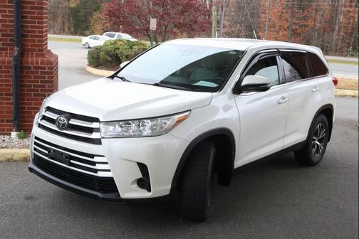 2019 Toyota Highlander LE