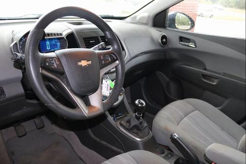 2016 Chevrolet Sonic LT