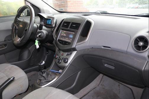 2016 Chevrolet Sonic LT