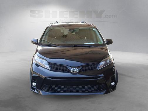 2020 Toyota Sienna SE Premium