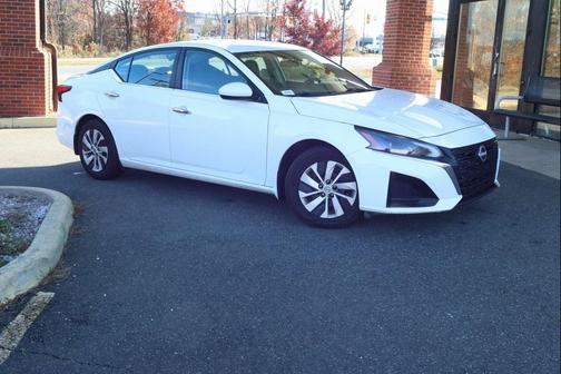 2023 Nissan Altima S FWD