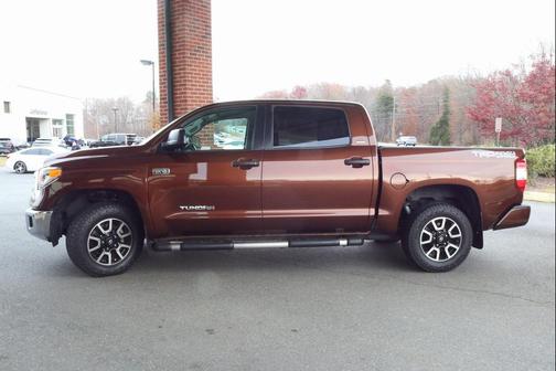 2016 Toyota Tundra SR5