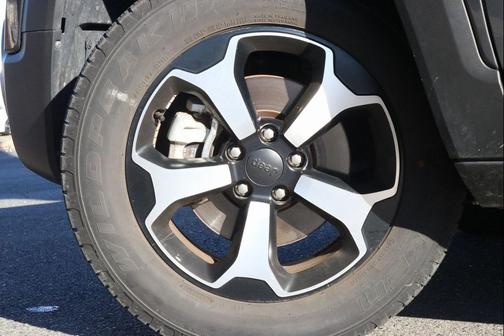 2022 Jeep Renegade Trailhawk