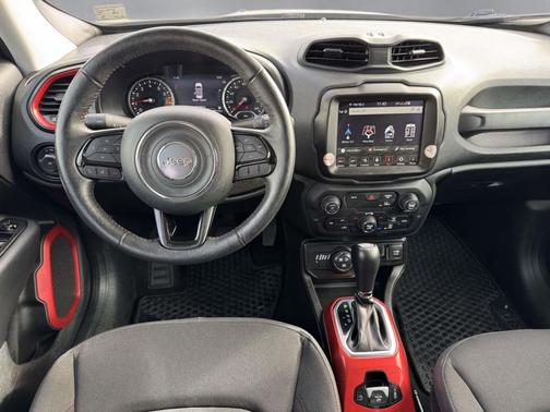 2022 Jeep Renegade Trailhawk